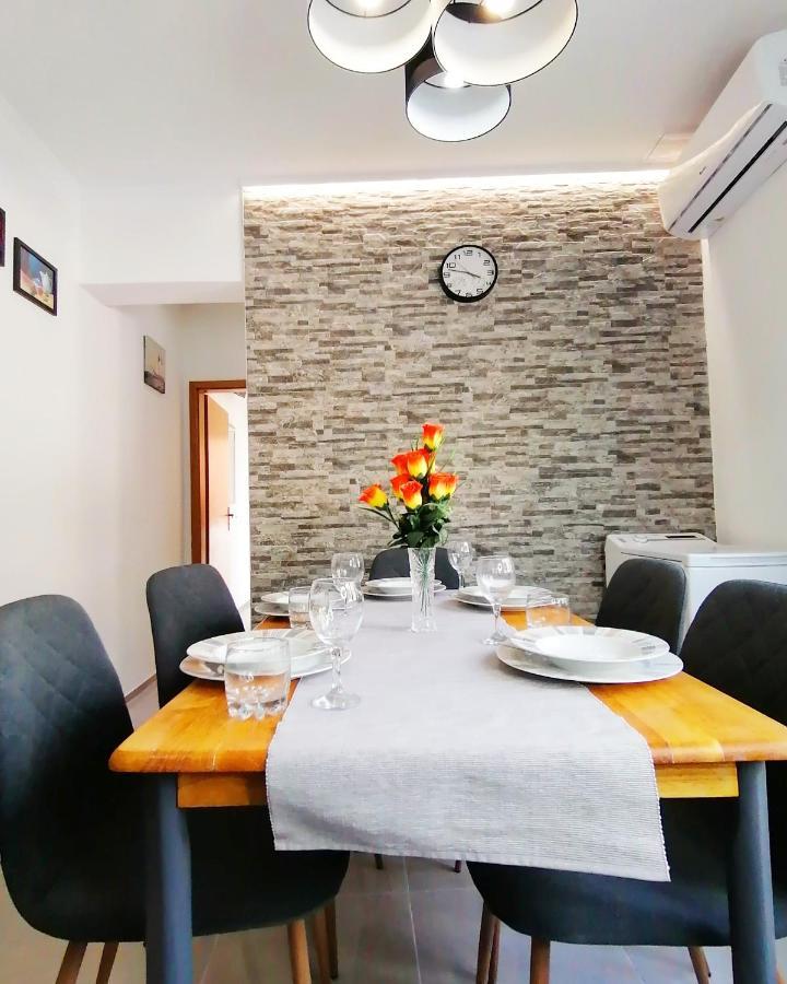 Apartmani Buljubasic Baška Voda Exteriör bild