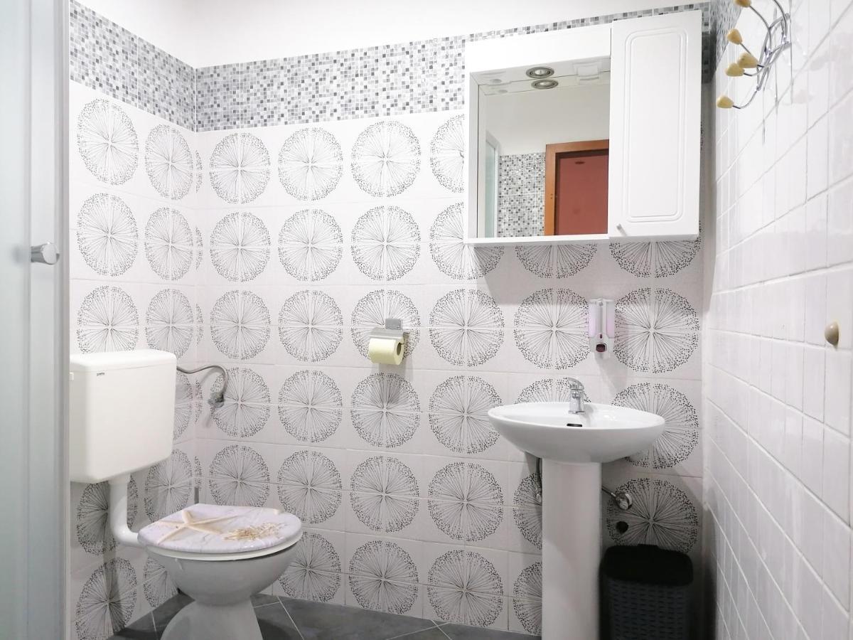 Apartmani Buljubasic Baška Voda Exteriör bild
