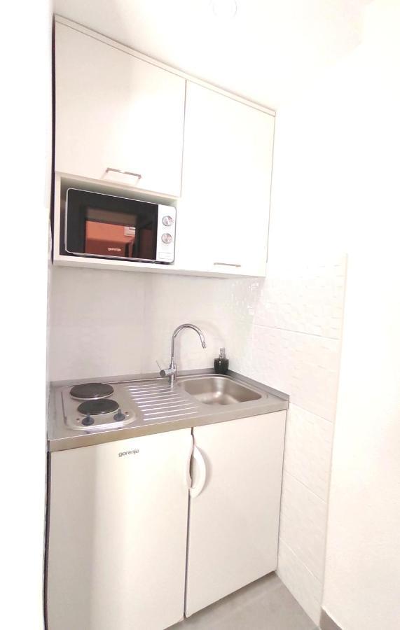 Apartmani Buljubasic Baška Voda Exteriör bild