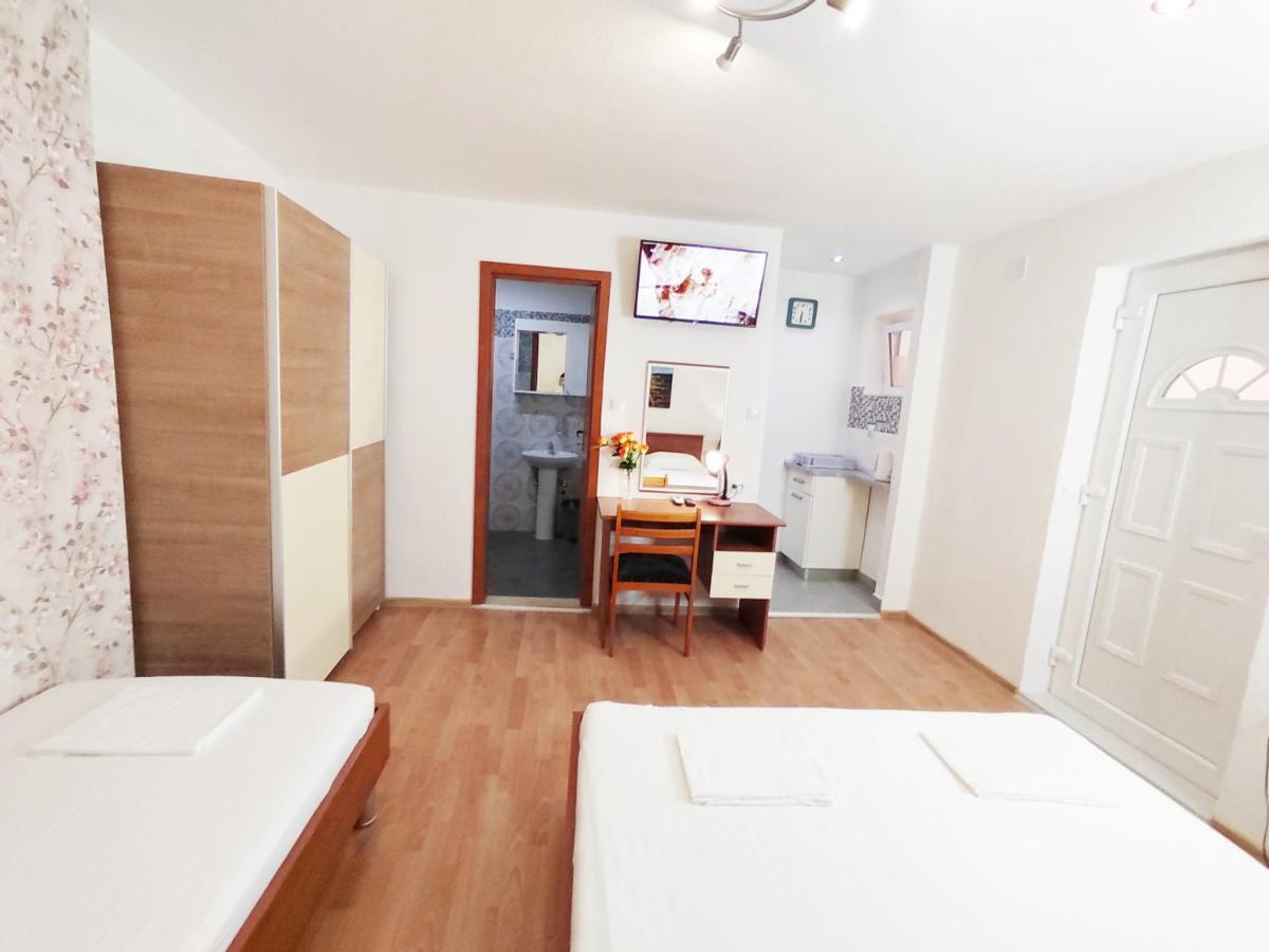 Apartmani Buljubasic Baška Voda Exteriör bild