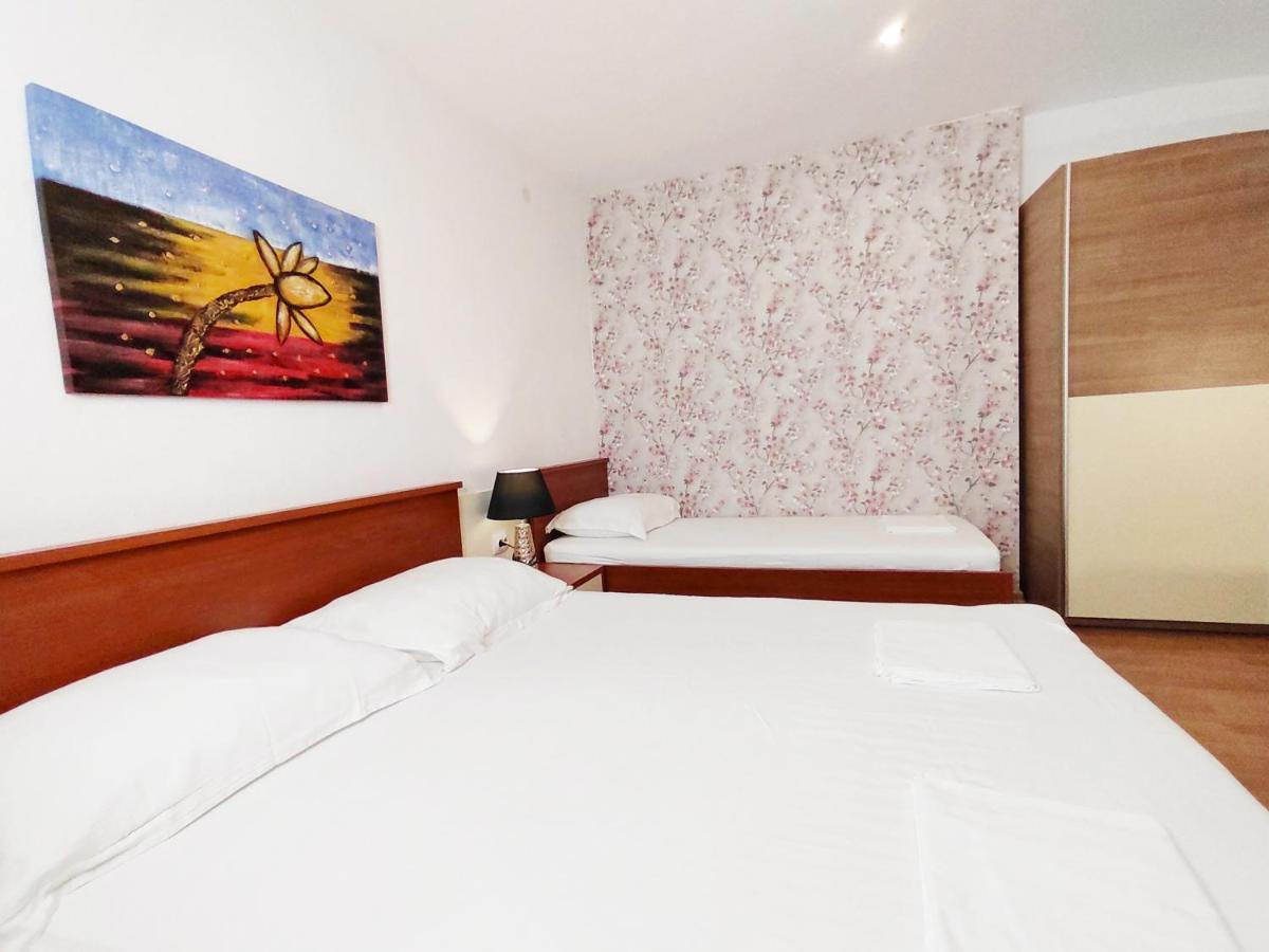 Apartmani Buljubasic Baška Voda Exteriör bild