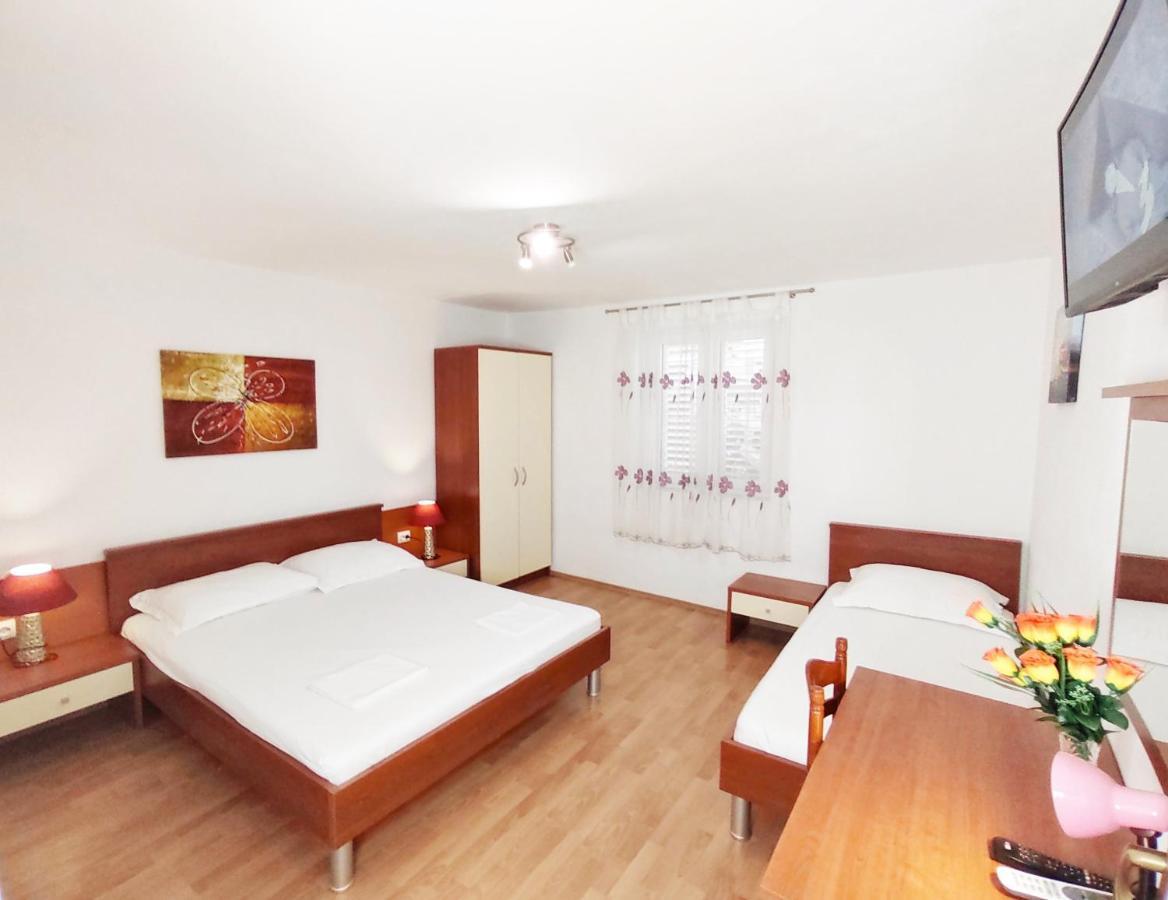 Apartmani Buljubasic Baška Voda Exteriör bild