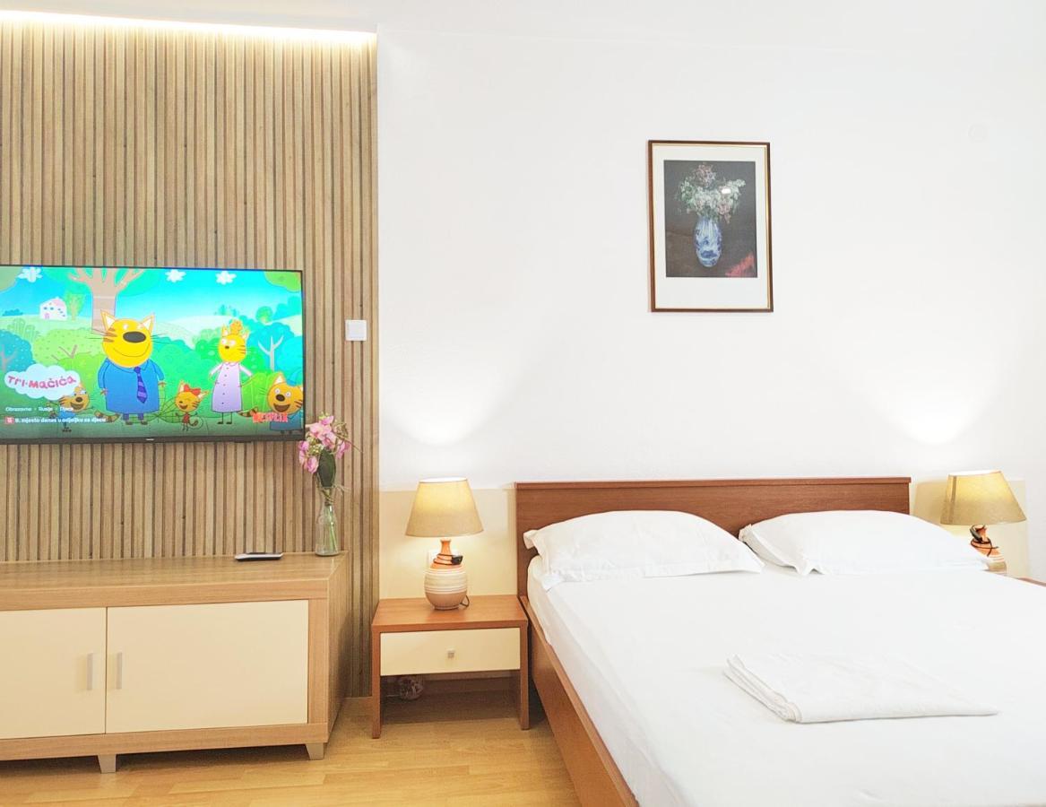 Apartmani Buljubasic Baška Voda Exteriör bild
